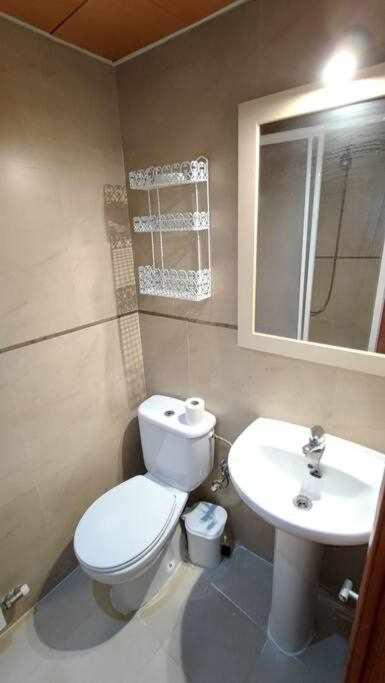 Luxe Haven In Granada Apartment Exterior foto